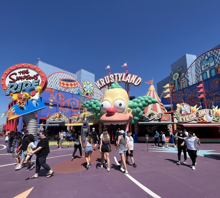 the-simpsons-ride-photo
